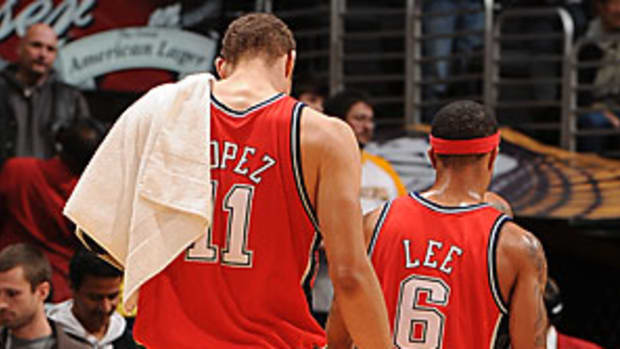 lopez-lee-nets.jpg